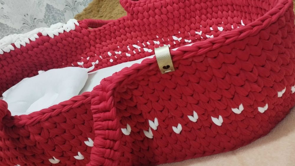 Люлька-вязанная для младенца