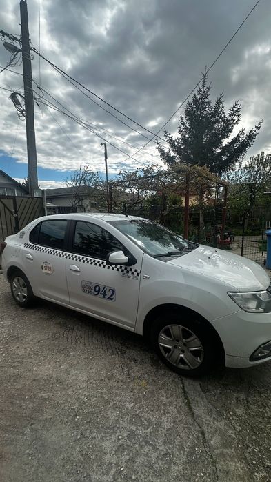 Vand  logan taxi cu licenta