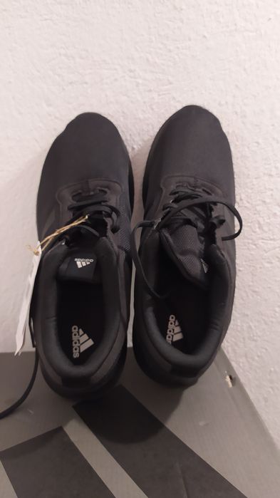 Маратонки Адидас