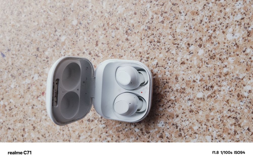 Продам наушники Galaxy Buds FE оригинал