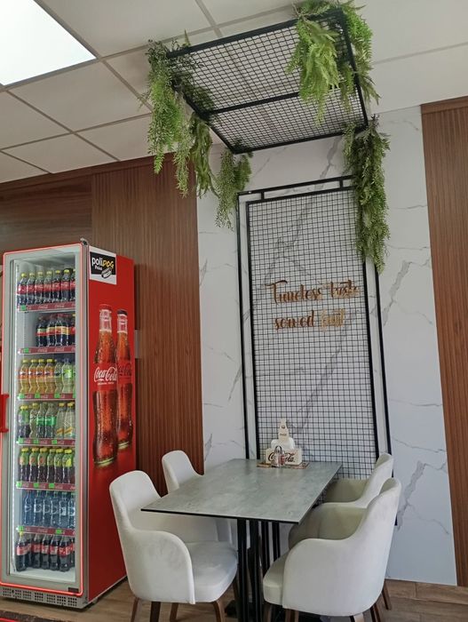 Vand / Închiriez Afacere tip fast-food