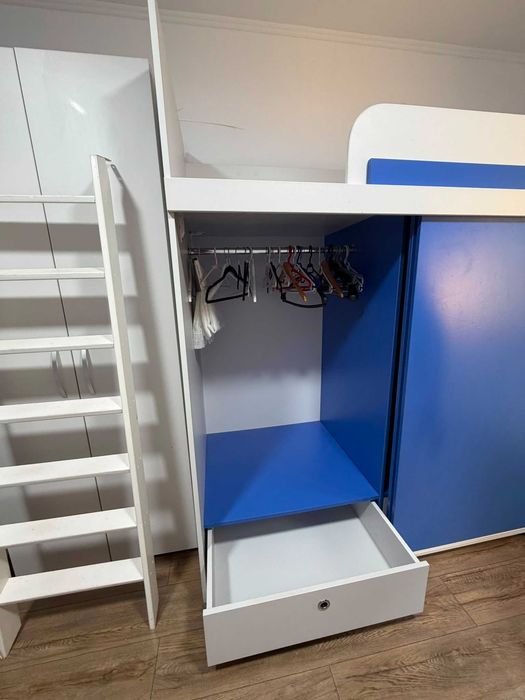 Mobilier pentru camera copiilor - pat supraetajat