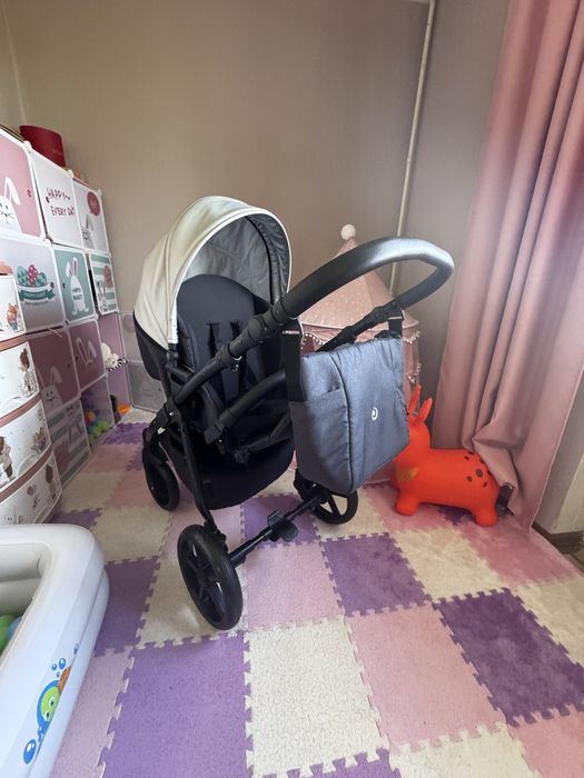 Продам коляску 2 в 1 Tutis Nova