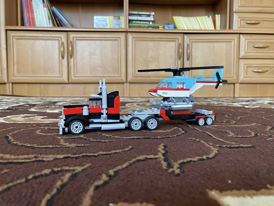 lego seturi barca de salvare si camioneta cu elicopter