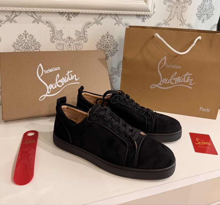 Christian Louboutin обувки
