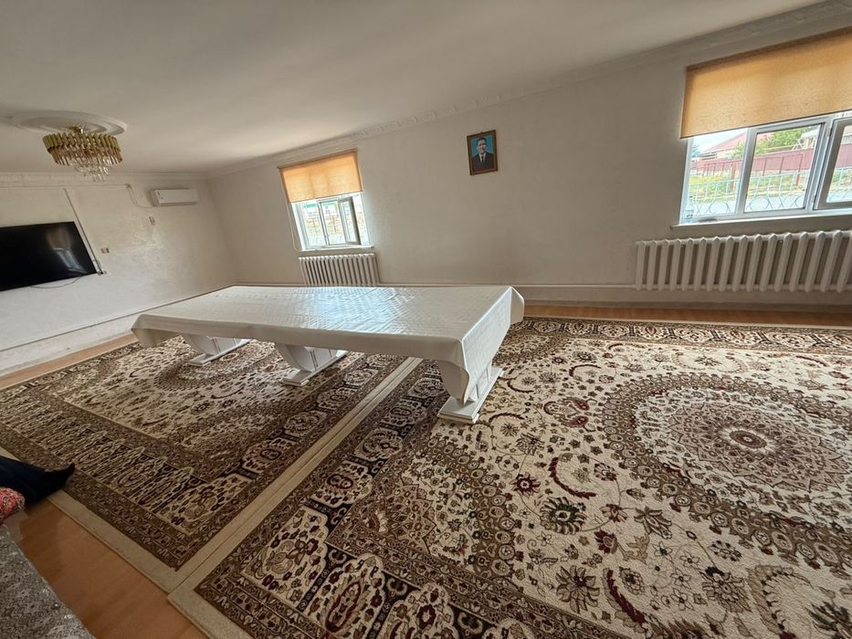 Стол и стулья БУ