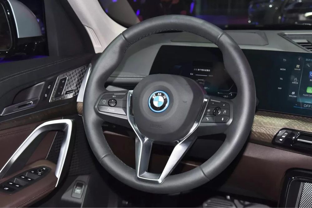 BMW ix 1 xDrive 30 под заказ от Terra Auto