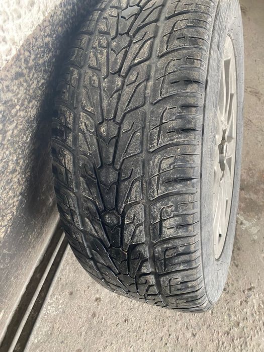 Шины для Автомобилья