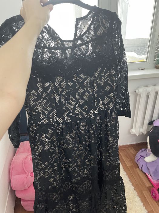 Продается новое гепюровое платье