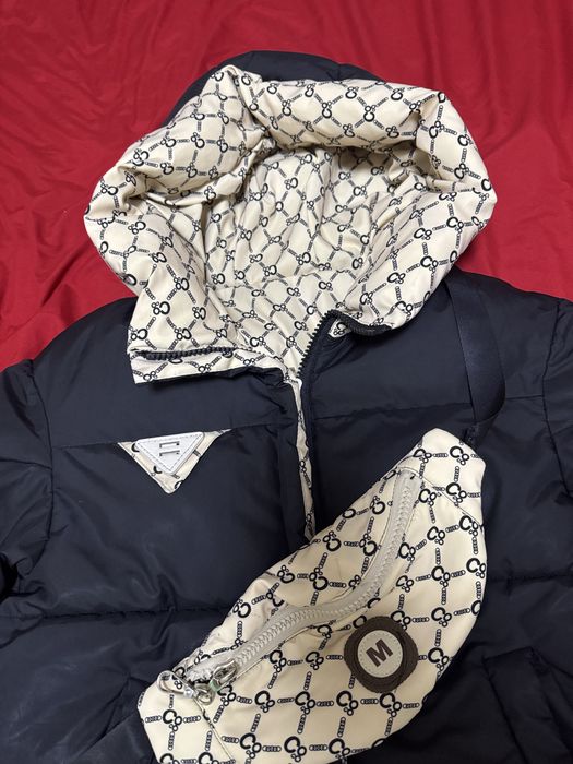 Продам куртку на девочку.