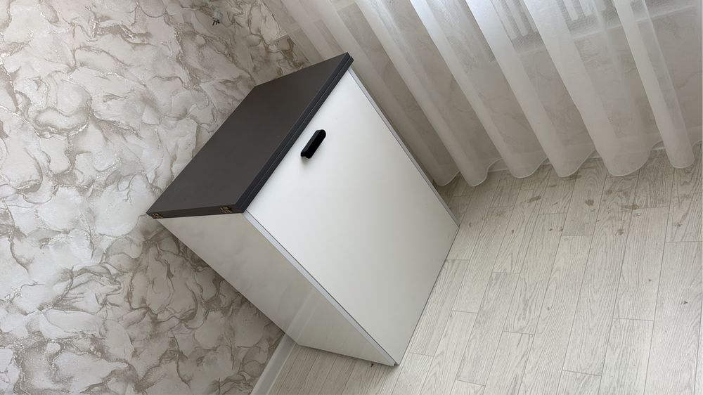 Парта , тумба,  детский