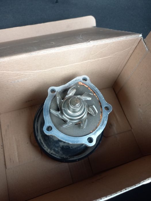 Помпа для авто спарк