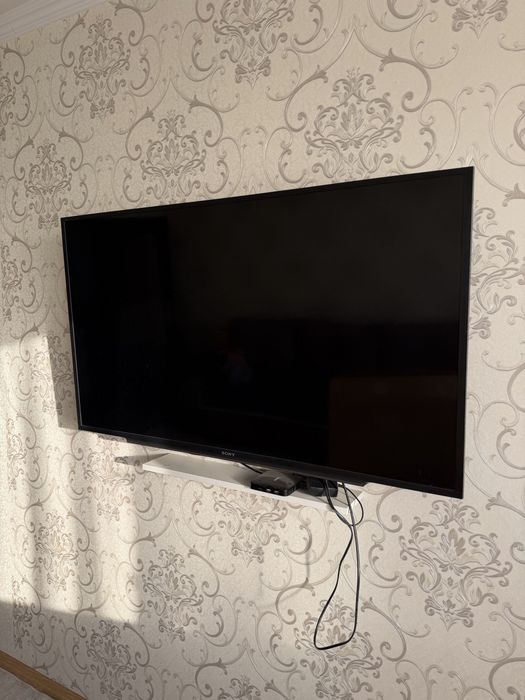 Продам Телевизор Sony 49 дюймов