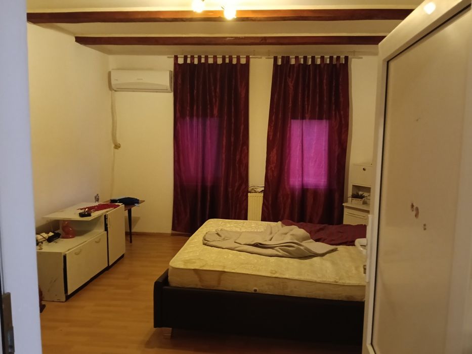 Casă schei de vânzare 135000 de euro