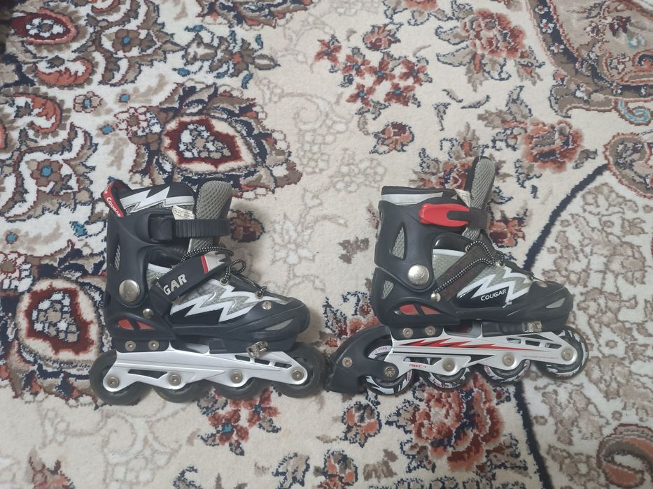 Ролик кора ранги, холати яхши сакланган 30-33 размер