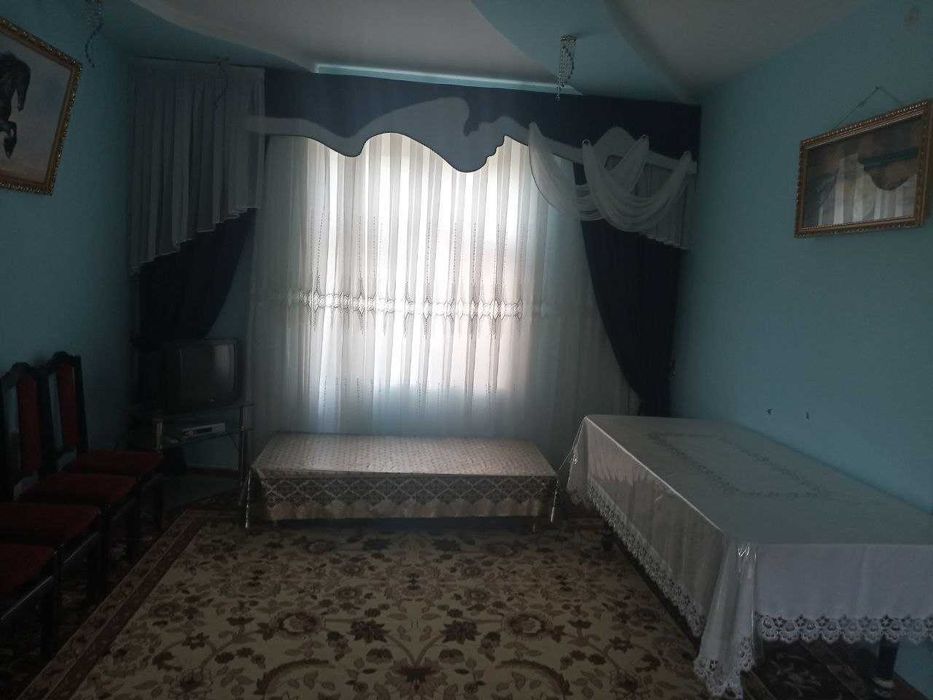 Продаётся уютная дача в Бостанлыкском районе
