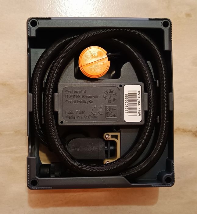 НОВ Компресор за гуми - Conti Mobility Kit - Continental