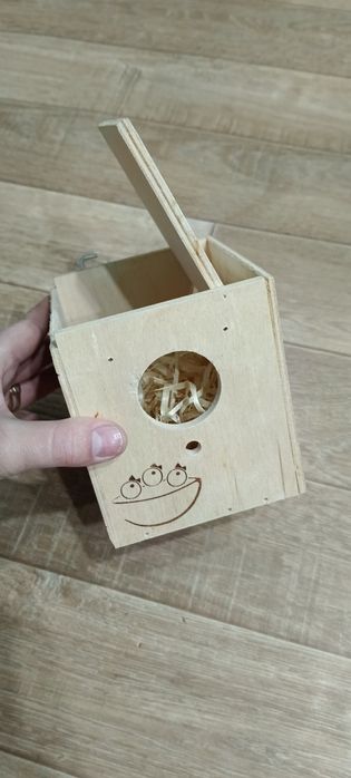 Домик для попугаев