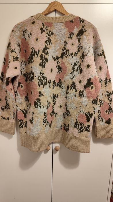 Pulover gros imprimeu floral Zara, S-M