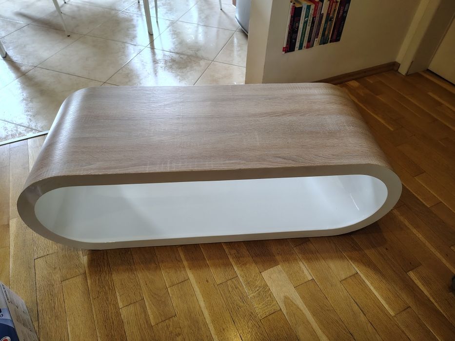 Шкаф , маса за хол