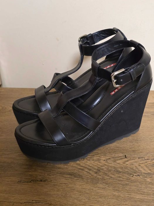 Prada оригинални дамски сандали на платформа