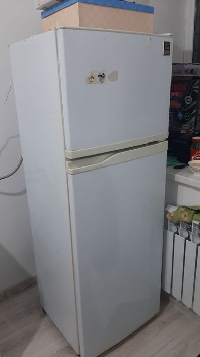 Холодильник жондеу морозильник