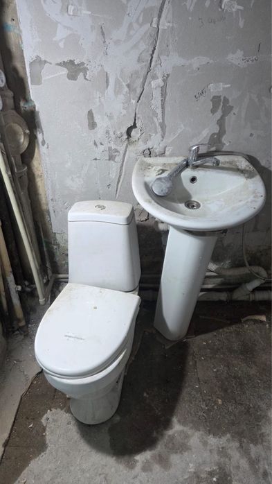 унитаз с раковиной