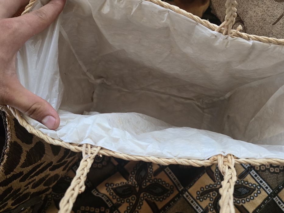 Vând 2 genți/coșuri pentru plajă/picnic