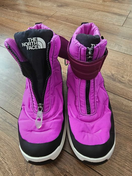 Дамски апрески Women’s Nuptse II Strap WP SWTVIOLT/TNFBLK