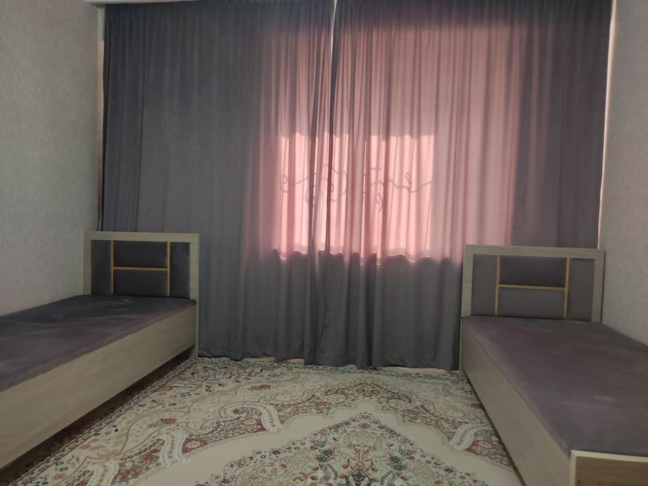 Екі кровать сатылады 90*200  срочно!