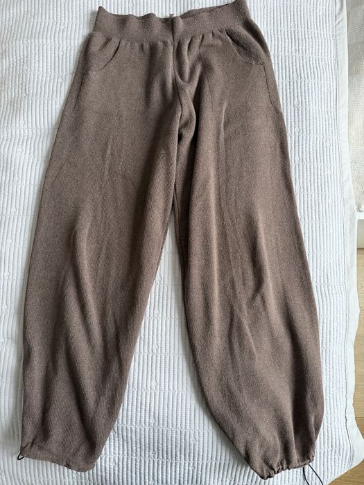 Продам вещи пиши на ватсап