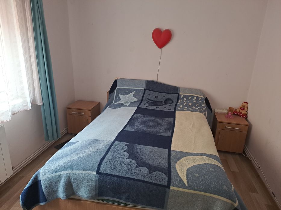 Apartament semidecomandat cu două camere