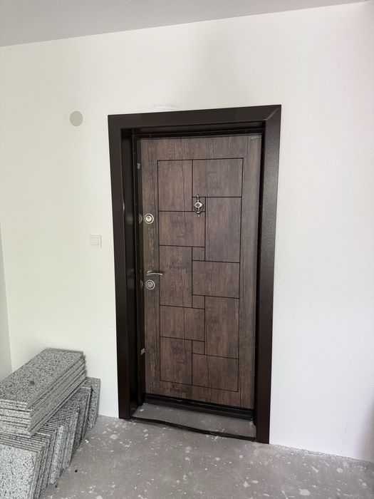 Двустаен апартамент 88кв.м кв.БОРОВЕЦ ул.Росица 7