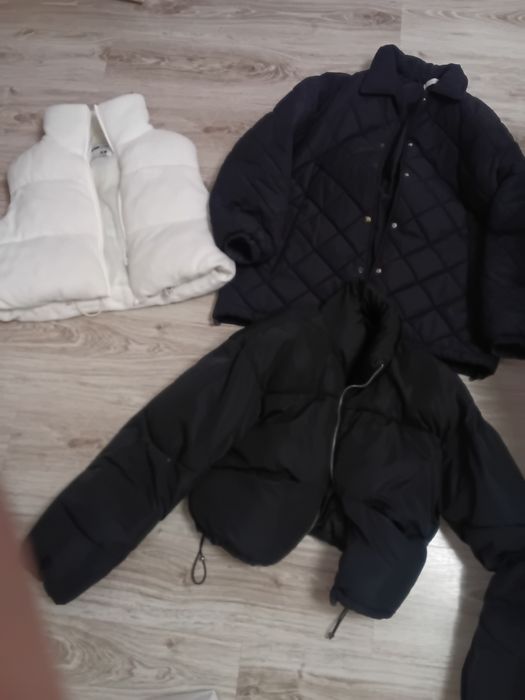 Продам все вещи размер 42 кофты куртки