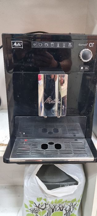 Продавам кафемашина меллита
