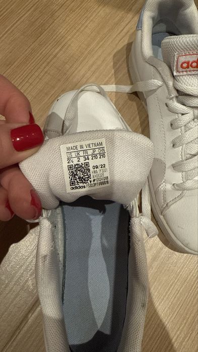 Кроссовки adidas moana