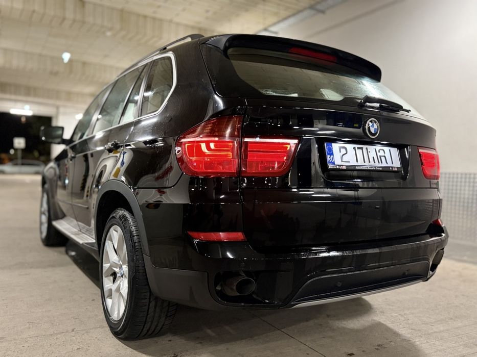 Vând sau schimb BMW X5 an 2013