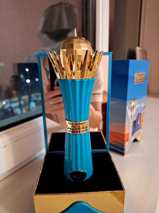 Продам духи Астана