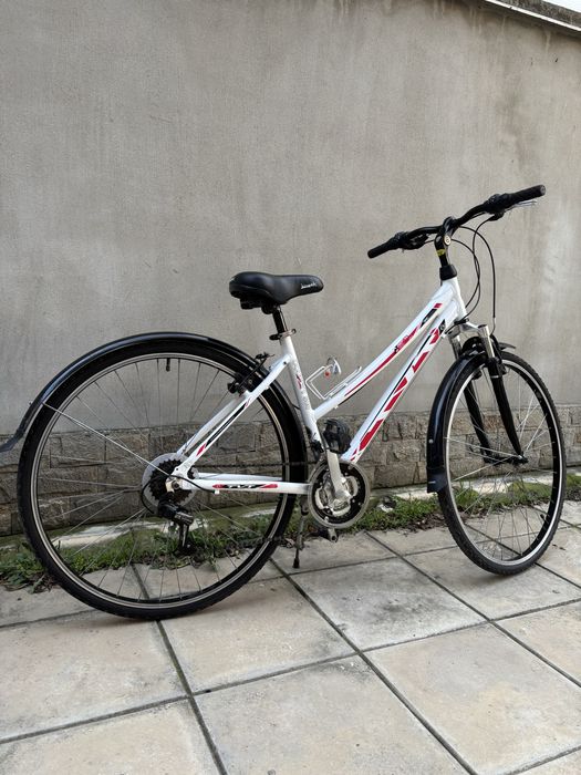 Дамски градски велосипед