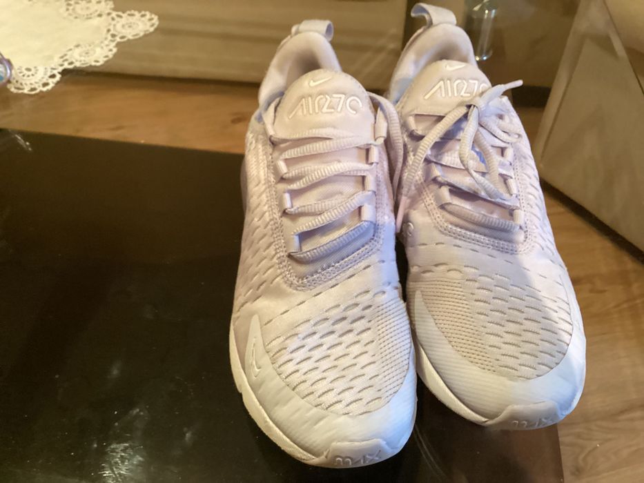 Сникърс и NIKE AIR МAX №38