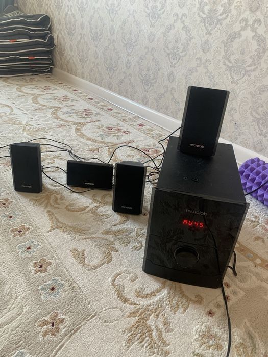 Продам сабвуфер microlab