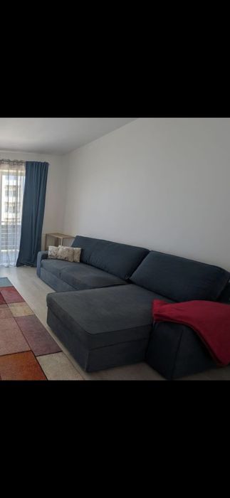 Canapea albastră