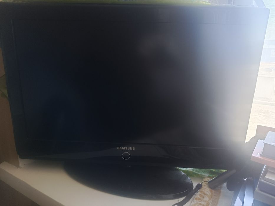 Телевизор Samsung б/у