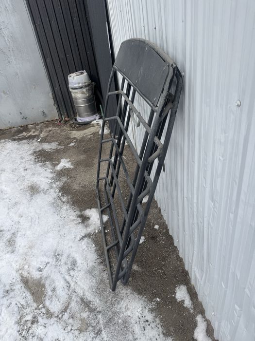 Багажник на авто