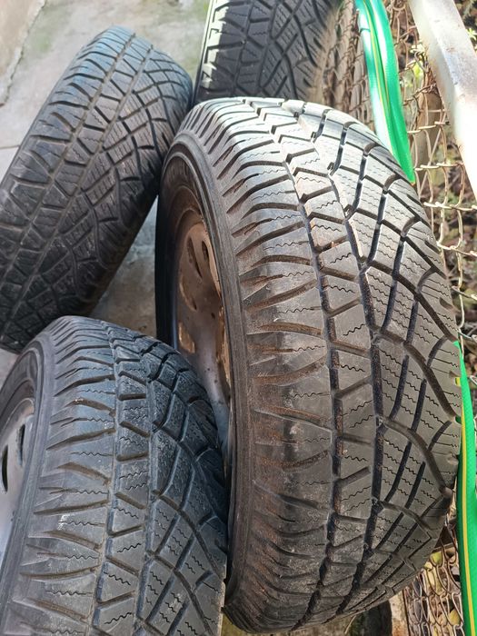 Джанти с гуми и раздатка за Сузуки Витара