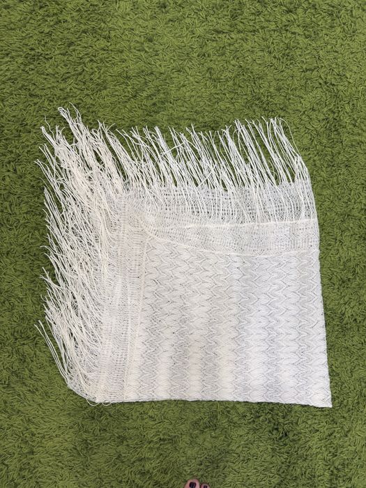 Платок белый 2000тг