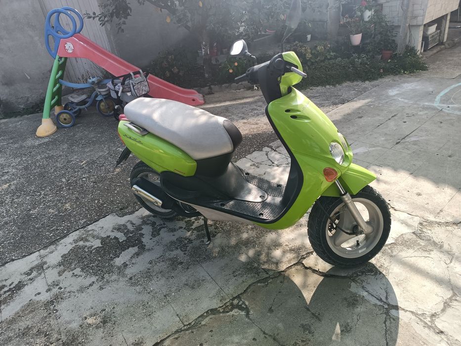 Продавам ямаха неос