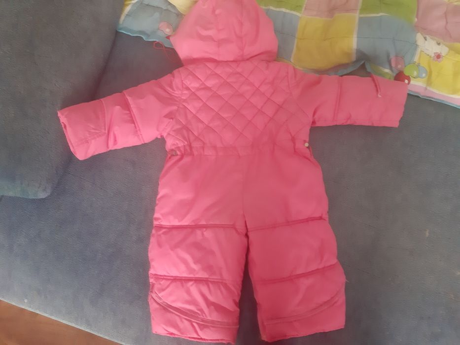 ПРОДАМ комбинезон-трансформер на девочку.