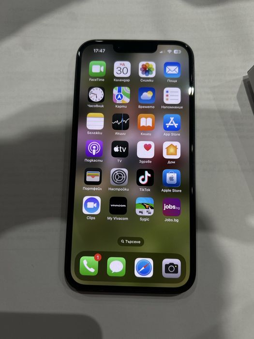 Телефон iPhone 13 128 GB