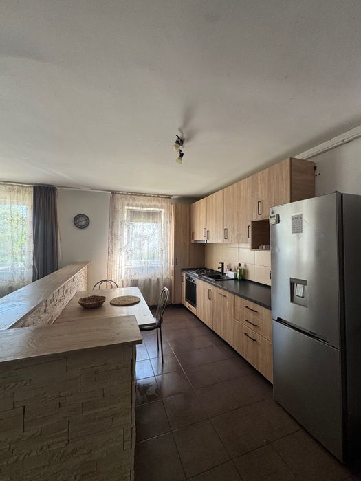 Apartament de închiriat